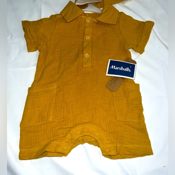 Peyton & Scout Baby 2-Piece Romper & Hat Set - Picture 2 of 4